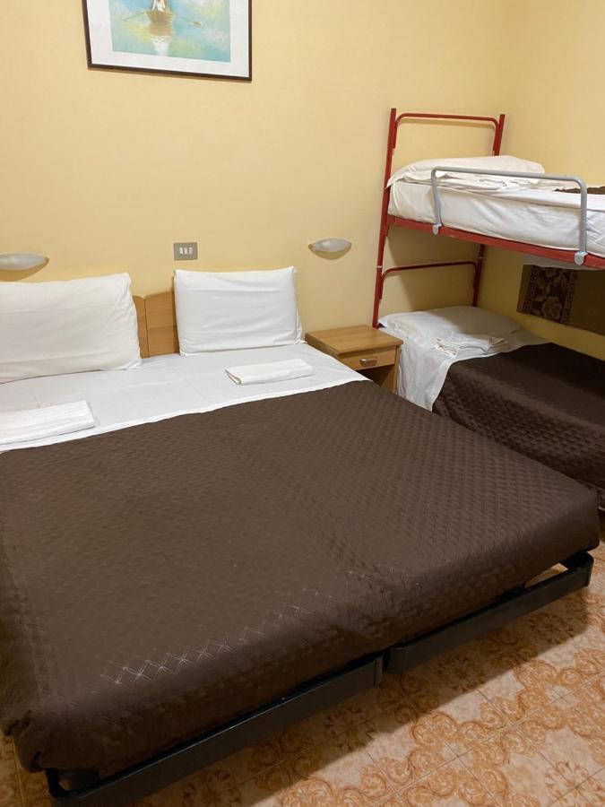 Hotel Attico 基安奇安诺泰尔梅 外观 照片